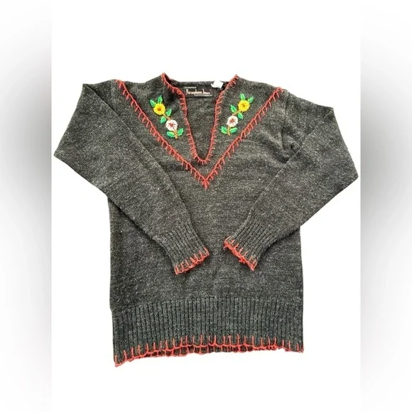 Vintage 70s Womens Gray Embroidered Floral V Neck Sweater Medium Cottagecore - Picture 3 of 12